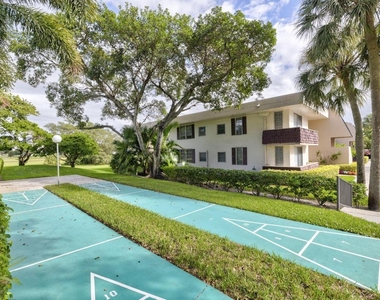 2851 S Palm Aire Drive - Photo Thumbnail 26