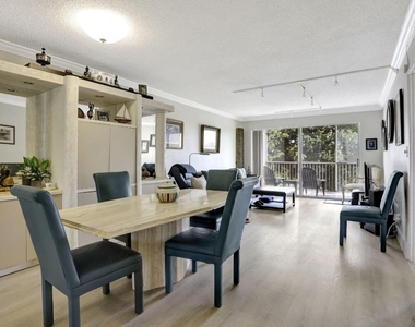 2851 S Palm Aire Drive - Photo Thumbnail 8