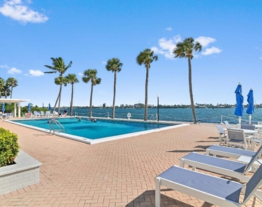 2600 N Flagler Drive - Photo Thumbnail 21