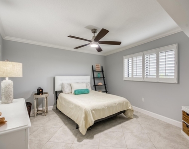 3605 S Ocean Boulevard - Photo Thumbnail 17