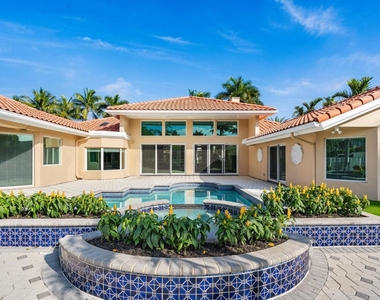 533 E Alexander Palm Road - Photo Thumbnail 5