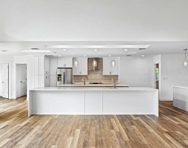 533 E Alexander Palm Road - Photo Thumbnail 18
