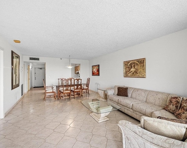 14623 Bonaire Boulevard - Photo Thumbnail 6