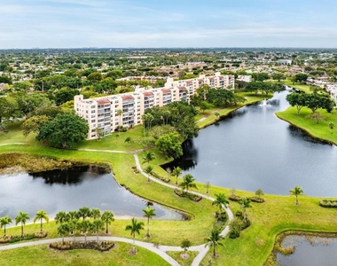 14623 Bonaire Boulevard - Photo Thumbnail 27