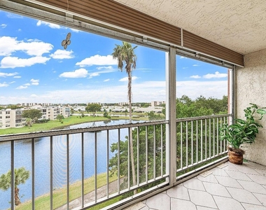 14623 Bonaire Boulevard - Photo Thumbnail 18