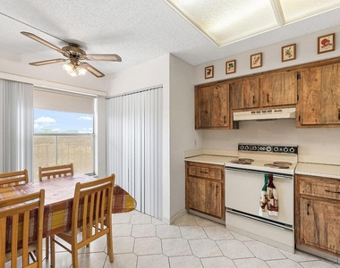 14623 Bonaire Boulevard - Photo Thumbnail 7