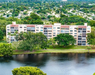 14623 Bonaire Boulevard - Photo Thumbnail 26
