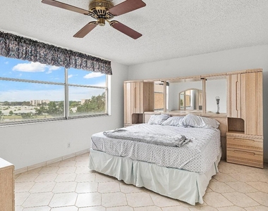 14623 Bonaire Boulevard - Photo Thumbnail 11
