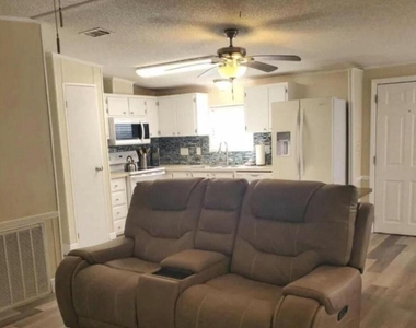 19418 Saddle Brook Court - Photo Thumbnail 11