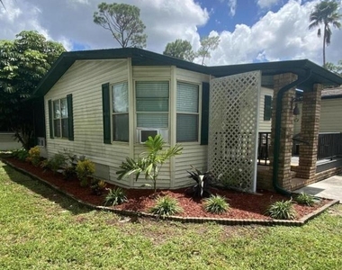 19418 Saddle Brook Court - Photo Thumbnail 21