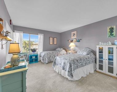 2400 S Ocean Drive - Photo Thumbnail 16