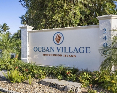2400 S Ocean Drive - Photo Thumbnail 32