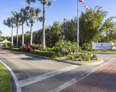 2400 S Ocean Drive - Photo Thumbnail 31