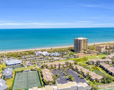 2400 S Ocean Drive - Photo Thumbnail 29