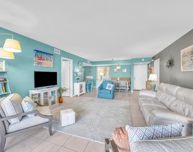 2400 S Ocean Drive - Photo Thumbnail 5