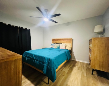 3401 Spanish Trail - Photo Thumbnail 7