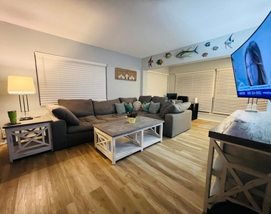3401 Spanish Trail - Photo Thumbnail 5