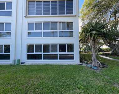3401 Spanish Trail - Photo Thumbnail 2