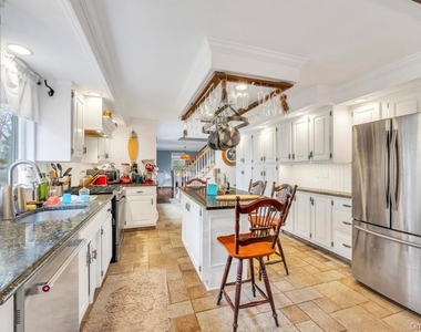 807 Union Avenue - Photo Thumbnail 24