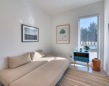 840 Southern Boulevard - Photo Thumbnail 10