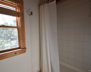 188 South Road - Photo Thumbnail 11