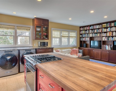 2100 Youngs Road - Photo Thumbnail 4