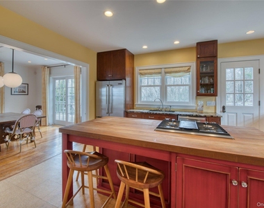 2100 Youngs Road - Photo Thumbnail 5