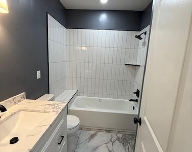 1620 N 26th Street - Photo Thumbnail 14