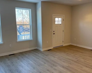 113 Abramo Victor Drive - Photo Thumbnail 23