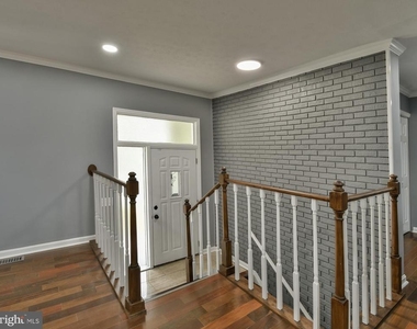 6918 Pine Valley Drive - Photo Thumbnail 30
