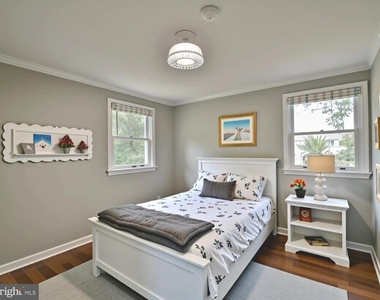 6918 Pine Valley Drive - Photo Thumbnail 22