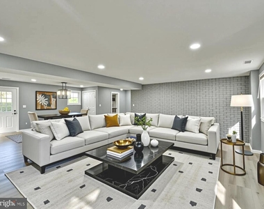 6918 Pine Valley Drive - Photo Thumbnail 36