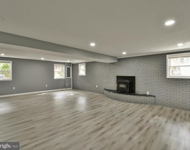 6918 Pine Valley Drive - Photo Thumbnail 37