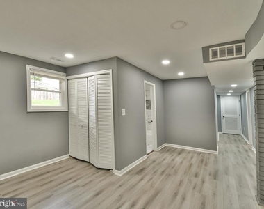 6918 Pine Valley Drive - Photo Thumbnail 39