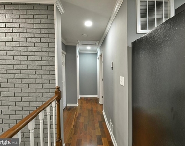 6918 Pine Valley Drive - Photo Thumbnail 15