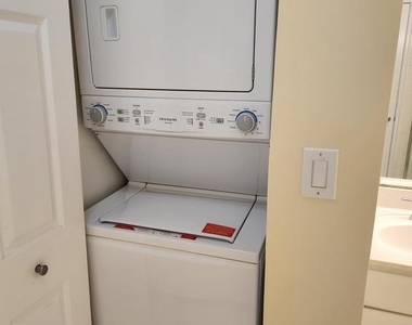 5809 Nicholson Lane - Photo Thumbnail 32
