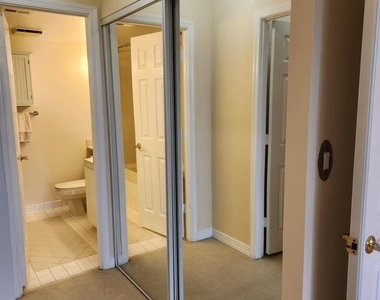 5809 Nicholson Lane - Photo Thumbnail 16