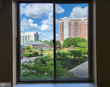 5809 Nicholson Lane - Photo Thumbnail 15