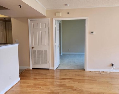 5809 Nicholson Lane - Photo Thumbnail 12