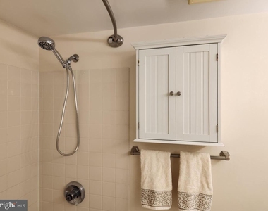 5809 Nicholson Lane - Photo Thumbnail 24