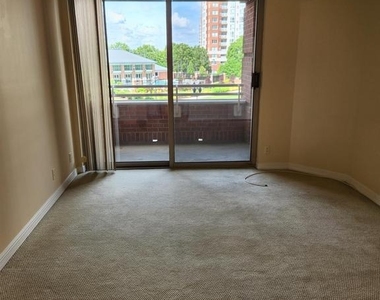 5809 Nicholson Lane - Photo Thumbnail 26