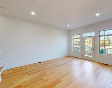 39803 Rockcrest Circle - Photo Thumbnail 5