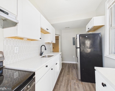 300 W Chesapeake Avenue W - Photo Thumbnail 12