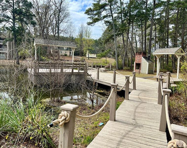 679 Bartons Landing Place - Photo Thumbnail 14
