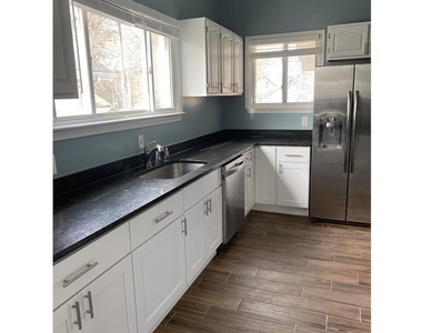 3012 Alabama Avenue Se - Photo Thumbnail 2