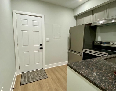 3701 9th Street Nw - Photo Thumbnail 4
