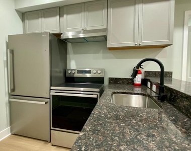 3701 9th Street Nw - Photo Thumbnail 5