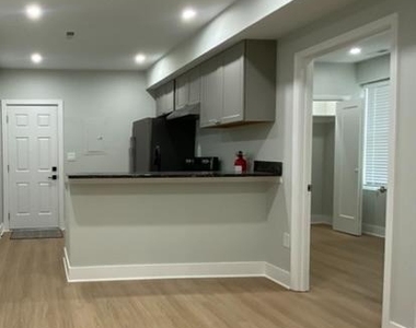 3701 9th Street Nw - Photo Thumbnail 7