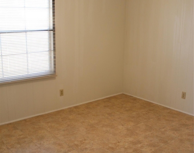 14111 S Green Hills Loop - Photo Thumbnail 6