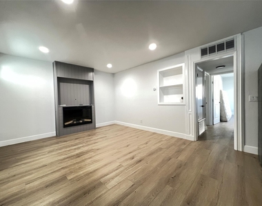 3310 Hycreek Dr - Photo Thumbnail 3